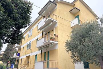 CINQUE LOCALI SANTA M ...